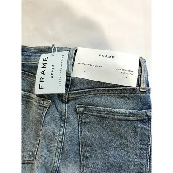 FRAME Ali High Rise Cigarette Jeans in Blue